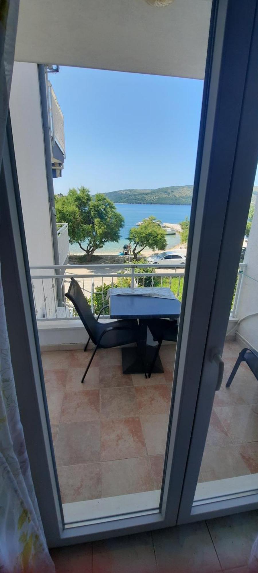Apartments Ana Bilota Seget Vranjica Exterior photo